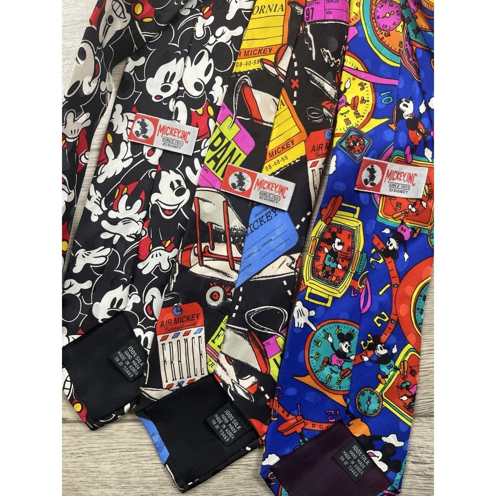 Disney - 14 Silk Tie Lot Featuring Mickey Mouse & Many Other Beloved Characters - Picture 12 of 14